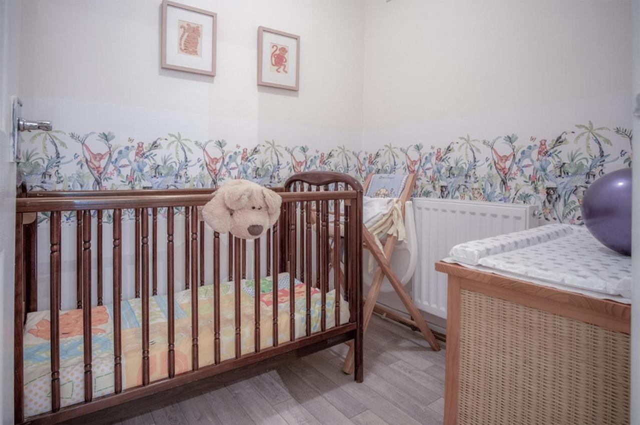 Glenvale - 2 Bedroom Apartment - Сондърсфут Екстериор снимка