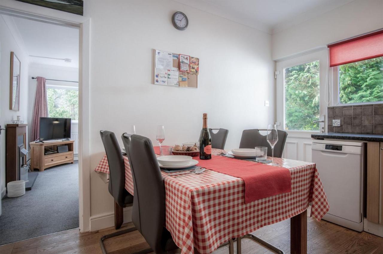 Glenvale - 2 Bedroom Apartment - Сондърсфут Екстериор снимка
