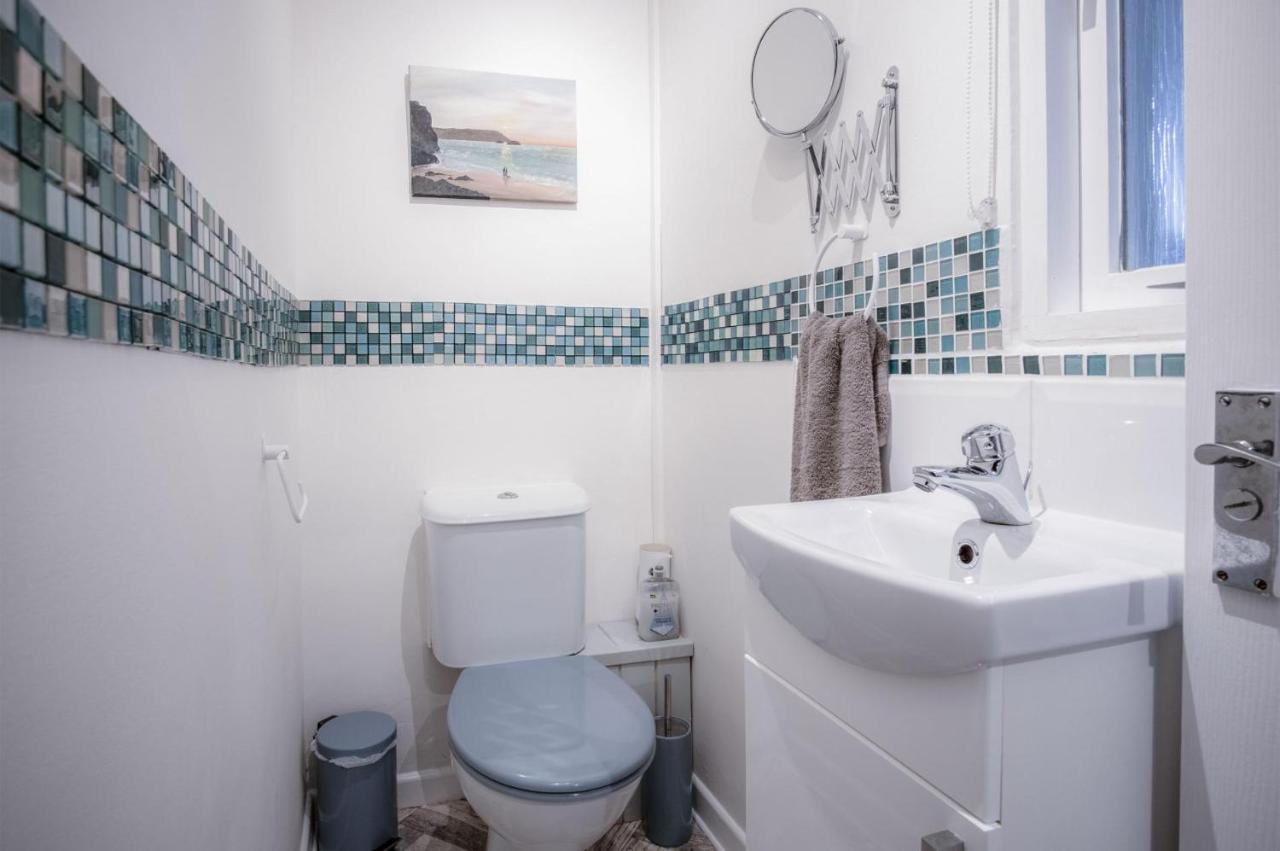 Glenvale - 2 Bedroom Apartment - Сондърсфут Екстериор снимка