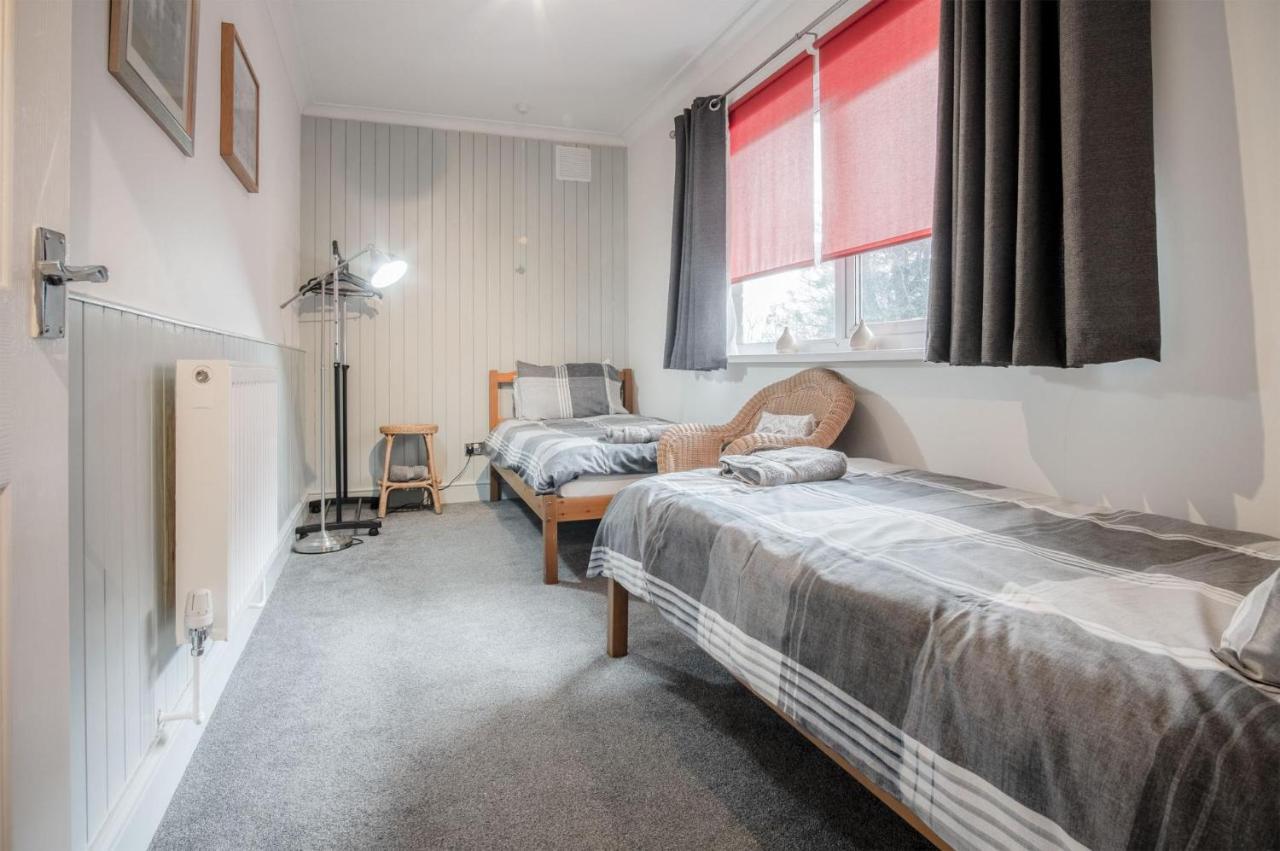 Glenvale - 2 Bedroom Apartment - Сондърсфут Екстериор снимка