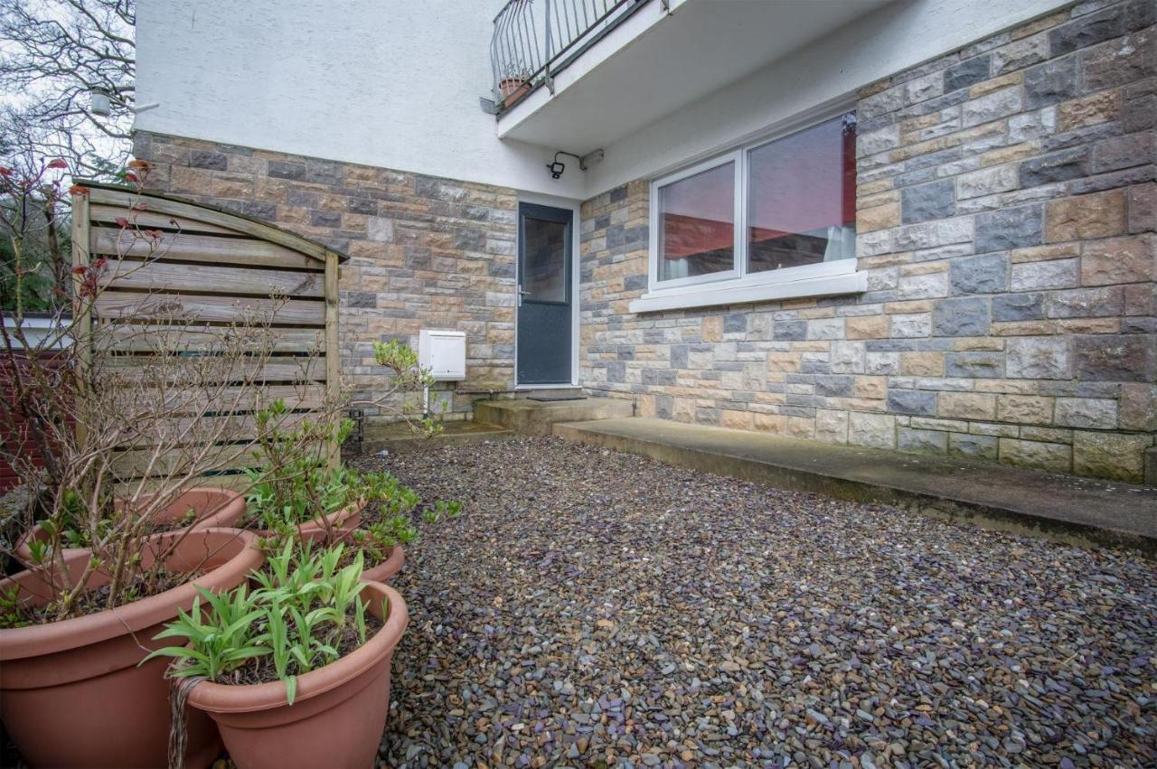 Glenvale - 2 Bedroom Apartment - Сондърсфут Екстериор снимка